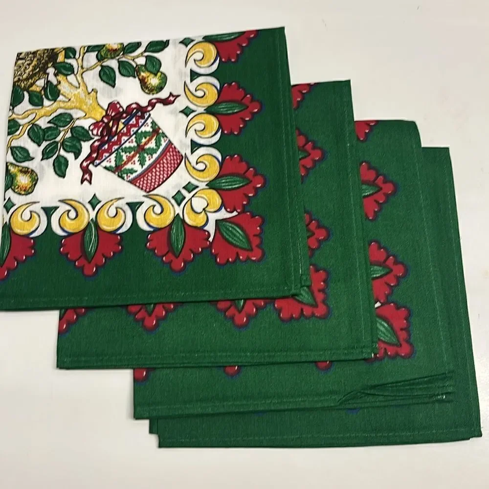 Wilton Court Cotton Cloth Napkins Partridge in A Pear Tree Christmas Table Decor